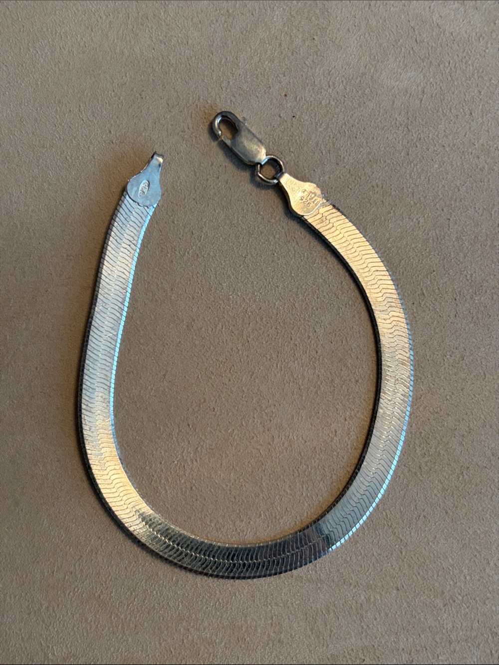 Woman’s Silver Herringbone Chain Bracelet